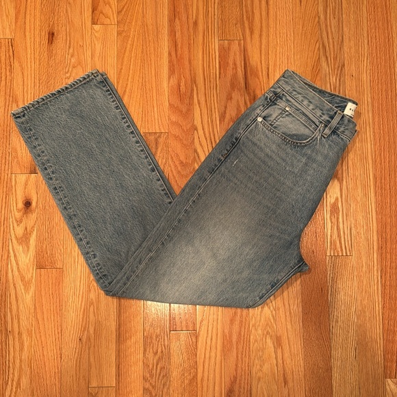 NWT SLVRLAKE London Jeans in Salt Flats Straight Leg Sz 30 - Picture 3 of 6